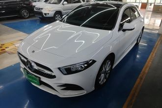 奔驰A级 2020款 改款 A 200 L 运动轿车动感型
