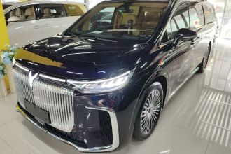 岚图汽车 岚图梦想家 2025款 PHEV 四驱旗舰鲲鹏版