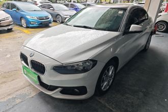 宝马1系 2018款 118i 时尚型