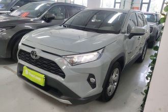 丰田 RAV4荣放 2020款 2.0L CVT四驱风尚PLUS版