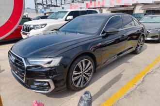 奥迪A6L 2024款 45 TFSI quattro 臻选动感型