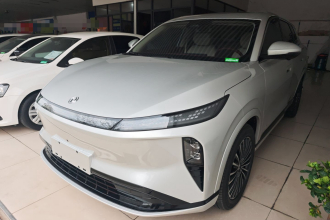 东风风神L8 2025款 185KM梦想版