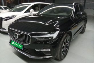 沃尔沃XC60 2025款 B5 四驱智远豪华版