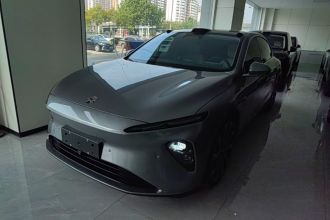 蔚来ET7 2024款 75kWh 行政签名版