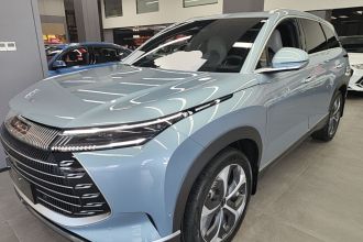 比亚迪 护卫舰07 2023款 DM-i 100KM 旗舰型