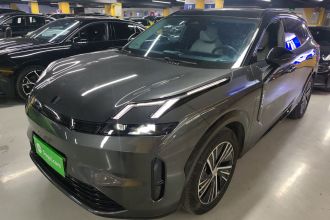 领克08 EM-P 2023款 220km 四驱性能Halo