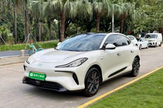 智己汽车 智己LS6 2023款 Max 超强性能版