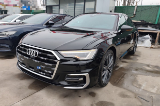 奥迪A6L 2025款 45 TFSI 臻选动感型