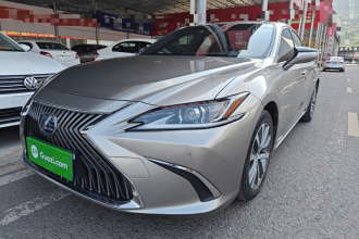 雷克萨斯ES 2020款 300h 卓越版
