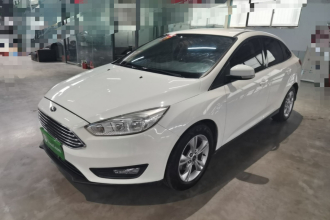 福特 福克斯 2015款 三厢 1.6L 手动舒适型