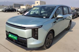 上汽大通MAXUS 大家7 2024款 改款 超混 长续航版 悦享版