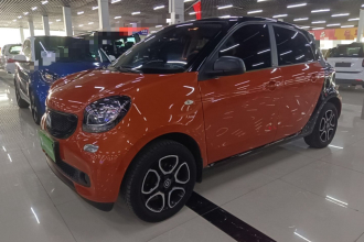 smart forfour 2018款 1.0L 52千瓦激情版