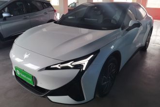 ARCFOX极狐 极狐 阿尔法S5 2025款 560PRO 185kW