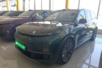 理想汽车 理想L9 2025款 Ultra 智能焕新版