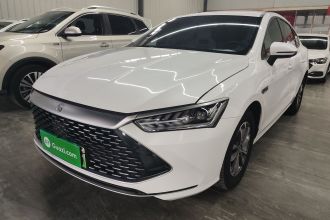 比亚迪 秦PLUS 2024款 荣耀版 DM-i 55KM领先型