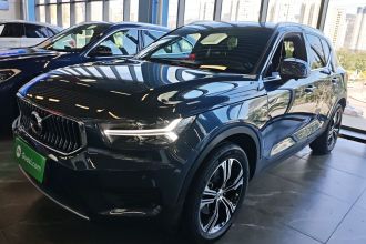 沃尔沃XC40 2022款 T4 四驱智远豪华版