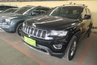 Jeep 大切诺基(进口) 2015款 3.0L 精英导航版