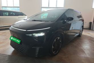 小鹏X9 2024款 702超长续航Pro
