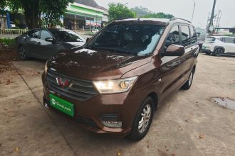 五菱汽车 五菱宏光 2019款 1.5L S舒适型国VI LAR