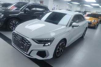 奥迪A3 2022款 A3L Limousine 35 TFSI 进取运动型