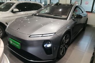 蔚来ET9 2025款 102kWh 签名版
