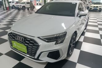 奥迪A3 2023款 改款 A3L Limousine 35 TFSI 进取运动型