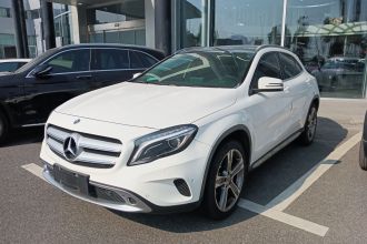 奔驰GLA 2016款 GLA 220 4MATIC 豪华型
