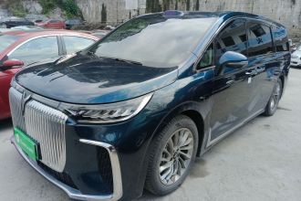 岚图汽车 岚图梦想家 2025款 PHEV 四驱旗舰乾崑版