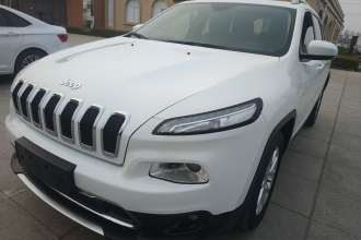 Jeep 自由光 2017款 2.0L 优越版