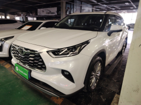 丰田 汉兰达 2024款 2.5L智能电混双擎四驱至尊版 7座