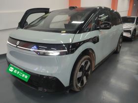 极氪MIX 2025款 智驾版