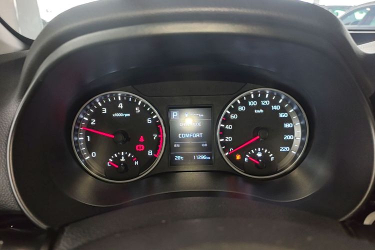 Kia PEGAS фото 11