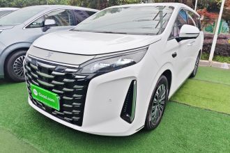 比亚迪 夏 2025款 DM-i 1.5T 180km 超越型