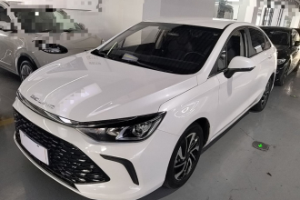 北京汽车 北京U5 PLUS 2021款 1.5L CVT豪华版