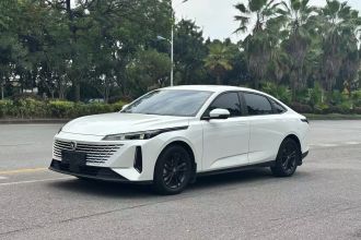 长安 逸达 2023款 蓝鲸NE 1.5T GDI DCT尊享型