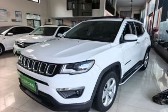 Jeep 指南者 2020款 220T 自动精英版