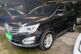 宝骏560 2015款 1.8L 手动精英型