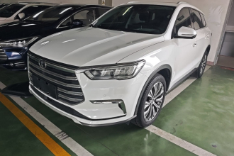 比亚迪 宋Pro新能源 2019款 DM 1.5T 四驱性能版旗舰型