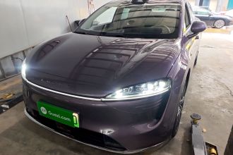 鸿蒙智行 智界R7 2024款 纯电 736km UItra