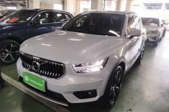 沃尔沃XC40 2020款 T4 四驱智远豪华版