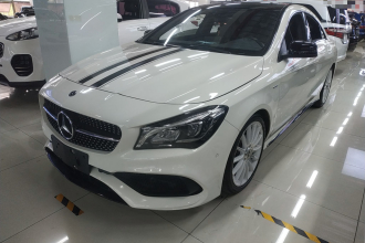 奔驰CLA 2017款 CLA 220 4MATIC 极地限量版