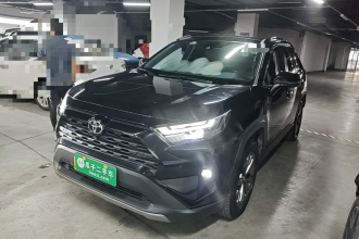 丰田 RAV4荣放 2023款 2.0L CVT两驱风尚Plus版