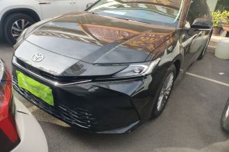 丰田 凯美瑞 2024款 双擎 2.0HE 精英版