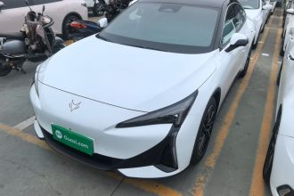 ARCFOX极狐 极狐 阿尔法S5 2025款 560MAX 185kW