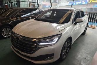 北京汽车 北京U7 2019款 1.5T 手动精英版 国VI