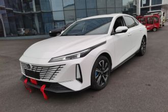 长安 逸动 2025款 蓝鲸 1.5T 500Bar尊贵型