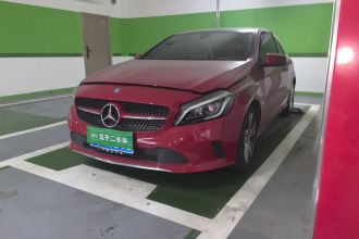 奔驰A级(进口) 2017款 A 200 动感型