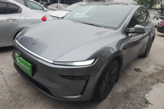 特斯拉 Model Y 2025款 长续航全轮驱动版