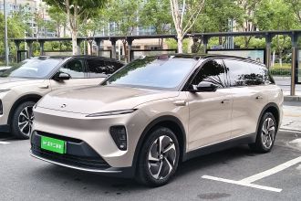 蔚来ES8 2023款 75kWh 行政版