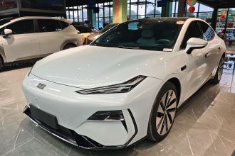 吉利银河 银河E8 2024款 665km 后驱星舰 远航版